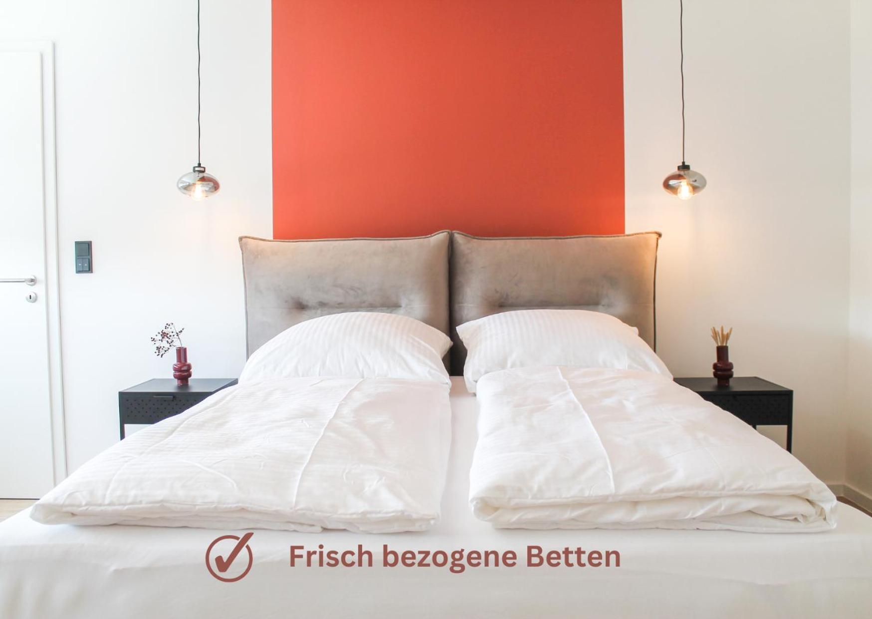 African-Style Apartment - Stadtnah, Parkplatz, E-Ladestation Fuer Auto & Fahrraeder, Gitterbox Fuer Fahrraeder, Fitnessstudio Koblenz  Eksteriør bilde
